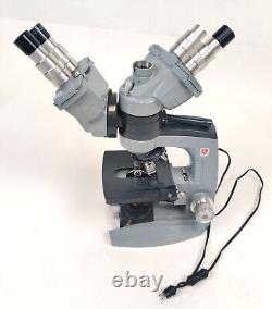 American Optical Spencer Series 10 Dual Illuminator Microscope 4X 10X, 45X, 100X