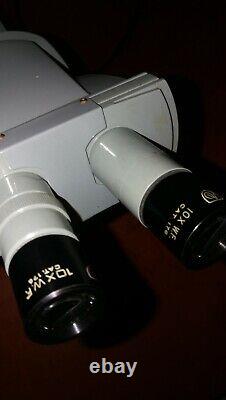 Binocular Microscope American Optical Instruments inc 2x eyepieces & 4x optics